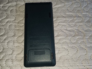 Vista trasera de la calculadora HP 48G