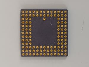 Vista inferior del procesador MC68020